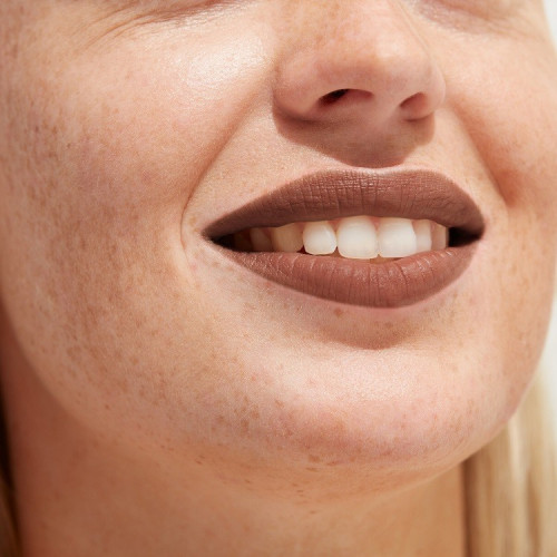  Luxury Nude Huulepulk Exposed